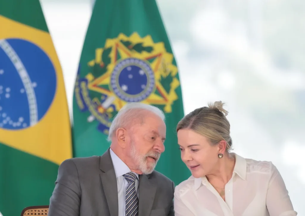 Gleisi-Lula-2 (1)