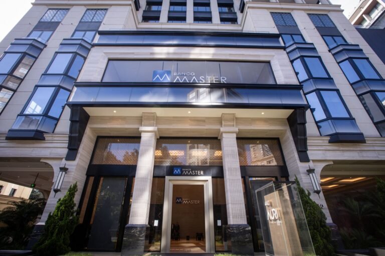 2c128991-banco-master